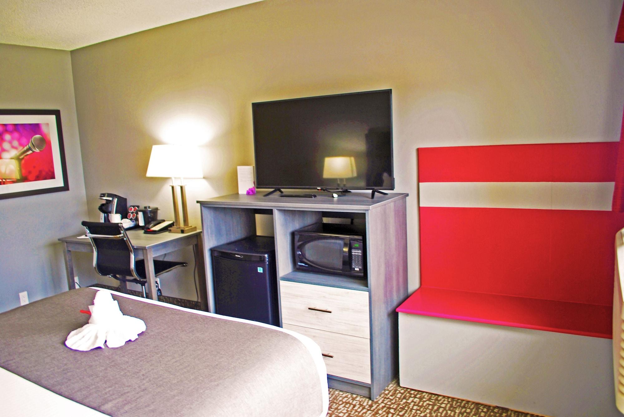 Ramada By Wyndham Edmonton Yellowhead Nw Extérieur photo