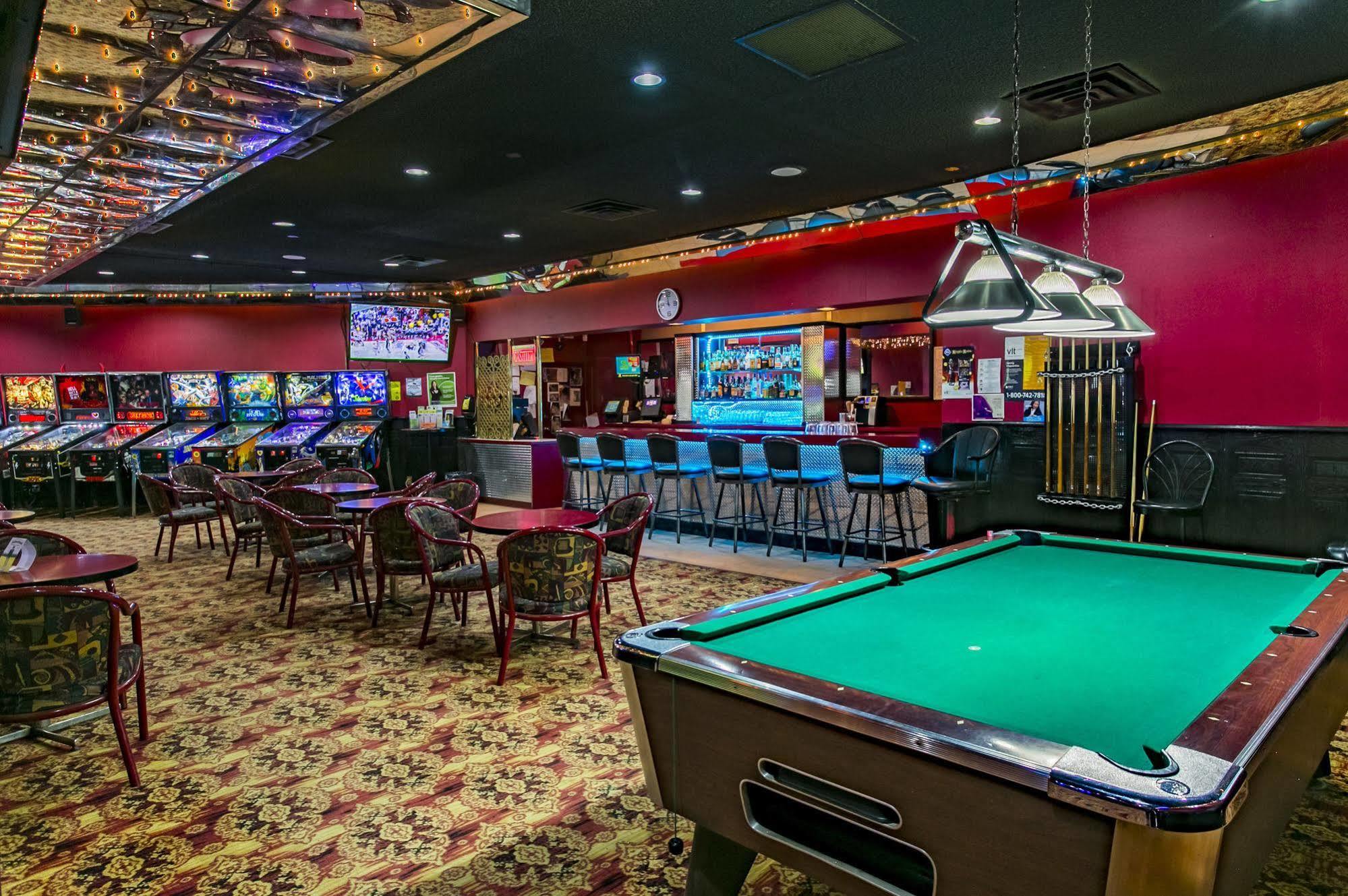 Ramada By Wyndham Edmonton Yellowhead Nw Extérieur photo