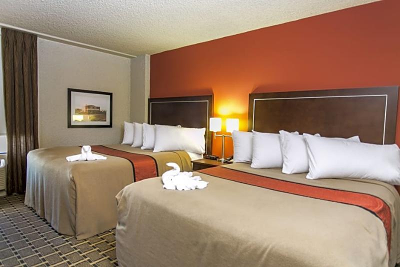 Ramada By Wyndham Edmonton Yellowhead Nw Extérieur photo